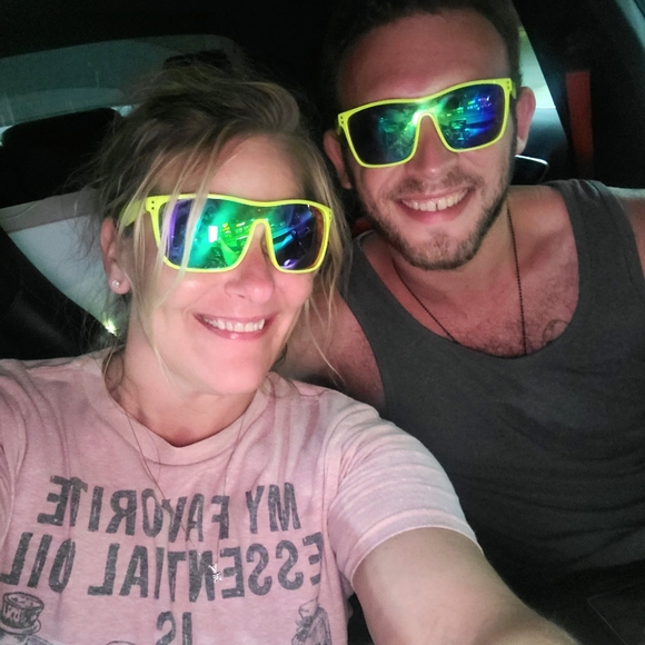 Meet your Posher, Jenn - Picture 4 of 8